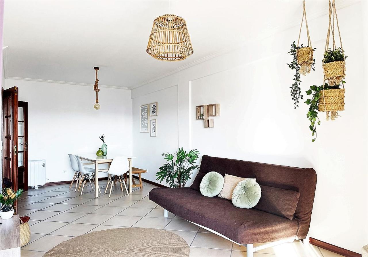 Green House Free Netflix And Garage Αβέιρο Εξωτερικό φωτογραφία